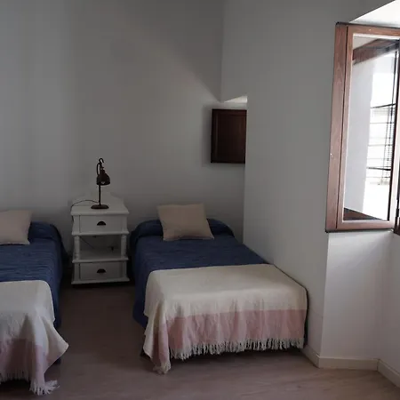Molino Viejo De *